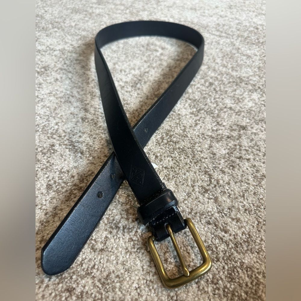 Eddie Bauer Black Smooth Leather Belt 36 New